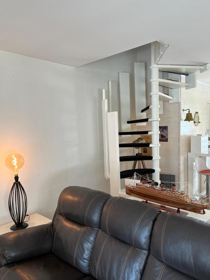 Villa Port Ripaille, Les Grebes 24 Thonon-les-Bains Exterior foto